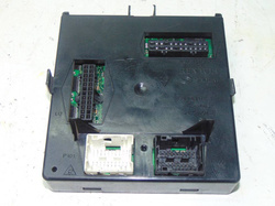 RENAULT LAGUNA II 1.9 DCI 04r MODUŁ NADWOZIA UCH