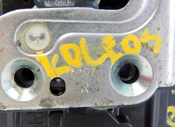 RENAULT KOLEOS I 2.0D 09 ZAMEK DRZWI PRAWY TYŁ