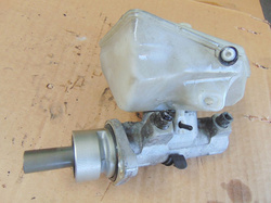 PEUGEOT 406 2.2 HDI COUPE 01r POMPA HAMULCOWA