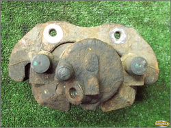 VOLVO C30 S40 V50 1.6  ZACISK PRAWY PRZÓD PRZEDNI