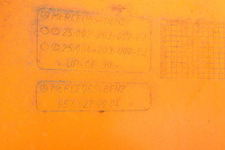 MERCEDES ECONIC 957.661 03r OM906 NAROŻNIK OSŁONA POLIK PRAWY PRZÓD 