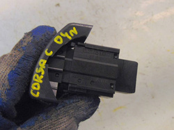 OPEL CORSA C 1.3 CDTI 04r PRZEŁĄCZNIK AWARYJNYCH