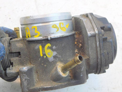 AUDI A3 8L 1.6 96-03r PRZEPUSTNICA 