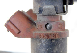 SKODA FABIA I 1.4 00r LISTWA WTRYSKOWA 047133319