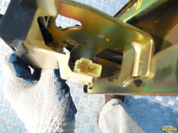 DAIHATSU SIRION 2002r - WYBIERAK DRĄŻEK BIEGÓW AUTOMAT