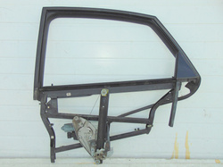 AUDI A6 C5 2.8 98r PODNOŚNIK SZYBY TYŁ LEWY