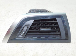 BMW F20 120i 18r 5D KRATKA NAWIEWU PRAWY PRZÓD 9205356