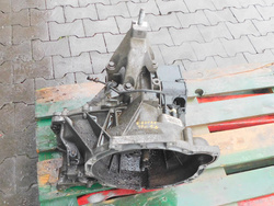 FORD FOCUS Mk1 1.6 1999r SKRZYNIA BIEGÓW MANUALNA XS4R7002FC