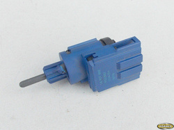 SEAT IBIZA III 05r - CZUJNIK SPRZĘGŁA