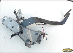 PONTIAC VIBE MATRIX 06r PEDAŁ SPRZĘGŁA + CZUJNIKI