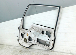 MITSUBISHI CANTER 3.3 TD 95r DRZWI PRAWE 