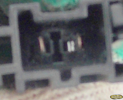 MERCEDES B-klasa W245 - PODNOŚNIK SZYBY LEWY PRZÓD