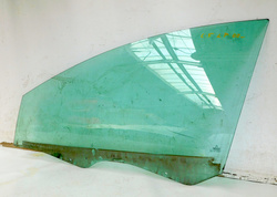 AUDI A6 C5 1.8T QUATTRO 98r KOMBI SZYBA LEWY PRZÓD 