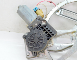 MERCEDES ML W163 2.7CDI 00r MECHANIZM PODNOŚNIK SZYBY PRAWY PRZÓD 