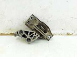 RENAULT KOLEOS I 2.0D 09r PODUSZKA ŁAPA SILNIKA 575AF100A