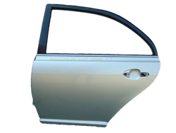 TOYOTA AVENSIS T25 2007r DRZWI TYŁ LEWY LIFTBACK