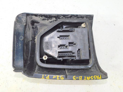 VW PASSAT B3 92r KOMBI LAMPA PRAWA TYŁ KAROSERYJNA