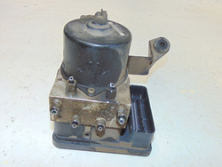 MAZDA 5 V 2.0 D 06r POMPA ABS 5N612C405CB