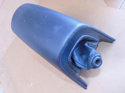 HYUNDAI i10 1.25 09r MIESZEK OSŁONA WYBIERAKA