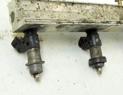 HONDA HRV HR-V I 1.6 2000r LISTWA WTRYSKOWA WTRYSKIWACZE NB17