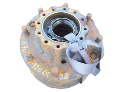 IVECO EUROCARGO 120EL18 02-08r PIASTA ZWROTNICA LEWY TYŁ 17,5"