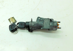 SEAT LEON I 1.6 B 01r STACYJKA Z KLUCZYKIEM 4B0905851C