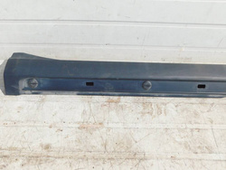 MERCEDES A 1.5 A150 W169 OSŁONA PROGU PRÓG PRAWY 