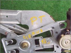 CHRYSLER CIRRUS 1997r PODNOŚNIK SZYBY PRAWY TYŁ