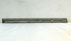 MERCEDES W210 LIFT SEDAN 2.2 CDI 01r LISTWA DRZWI PRAWY PRZÓD A2106909062