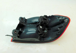 BMW 4 F32 2014r PRZEDLIFT LAMPA LEWY TYŁ Z BŁOTNIKA USA 7296099  