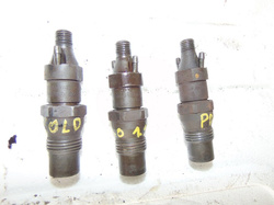 VW POLO III 1.9SDI 00r WTRYSKIWACZ 028130201C