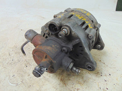 NISSAN ATLEON 3.0TD 01r ALTERNATOR + VACUM