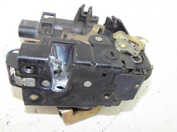 AUDI A6 C5 2.8 98r ZAMEK DRZWI TYŁ PRAWY