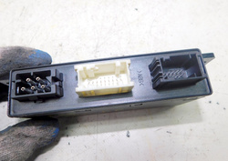 BMW E39 2.5 STEROWNIK MODUŁ DRZWI PRAWY PRZÓD 6904255