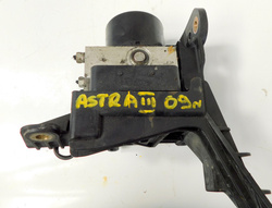 OPEL ASTRA H III  1.4 90KM 09 GTC POMPA ABS 13246535