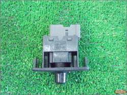 NISSAN MAXIMA QX 98r - PRZEŁĄCZNIK LUSTEREK