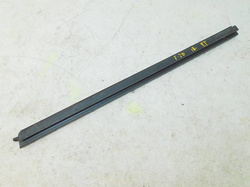 BMW F20 120i 18r 5D LISTWA ZGARNIAJĄCA PRAWY TYŁ 