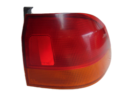 HONDA CIVIC VI 1.4I S 00r LIFT SED LAMPA PRAWY TYŁ