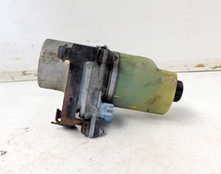 FORD FOCUS C-MAX LIFT MK1 POMPA WSPOMAGANIA 4M513K514AD