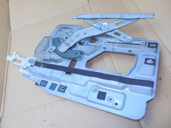 HYUNDAI SANTA FE I 05r PODNOŚNIK SZYBY TYŁ LEWY