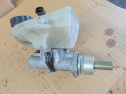 PEUGEOT 406 2.2 HDI COUPE 01r POMPA HAMULCOWA