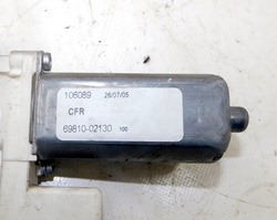TOYOTA COROLLA TS E12 05r 1.8 192KM PODNOŚNIK SZYBY PRAWY PRZÓD 