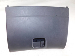 MAZDA PREMACY I 2002r SCHOWEK PASAŻERA