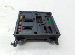 FORD GALAXY 1.9TDI 99r SKRZYNKA BEZPIECZNIKÓW MODUŁ BSI 7M0962258D