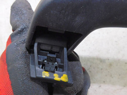 BMW F20 120i 18r 5D UCHWYT RĄCZKA CYKORŁAPA PRZÓD