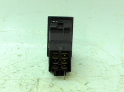 MAN LE 10.225 L2000 M2000 02r PRZEŁĄCZNIK WŁĄCZNIK 