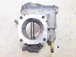 AUDI A3 8L 1.8 96-03r PRZEPUSTNICA 06A123064J