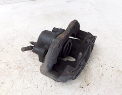 FORD FOCUS C-MAX MK1 1.6 TDCI ZACISK LEWY PRZÓD 