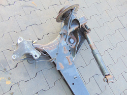 RENAULT MEGANE II HB 04r BELKA ZAWIESZENIA TYŁ