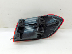 BMW 4 F32 2014r PRZEDLIFT LAMPA LEWY TYŁ Z BŁOTNIKA USA 7296099  